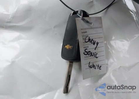 2014 Chevrolet Sonic Lt Auto из США, поврежденный, VIN 1G1JC6SB9E4173781